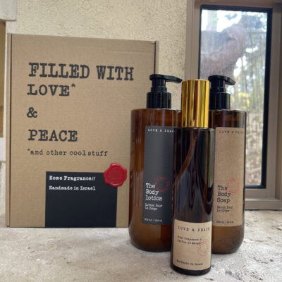 מארז לחדר הרחצה Love & peace The Body Collection